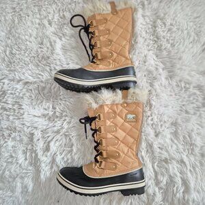 Sorel Tofino II Tan Waterproof Winter Boots size 8 with fur
